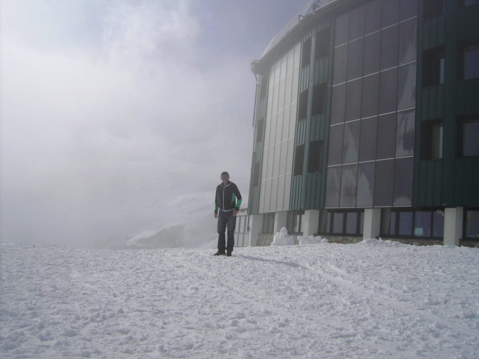 Ankunft- mal Sonne, mal Nebel Berghotel Rudolfshütte