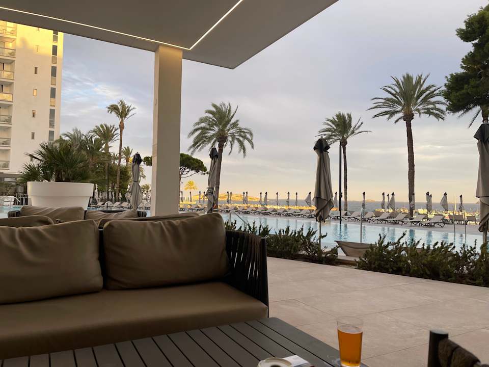 Pool The Ibiza Twiins