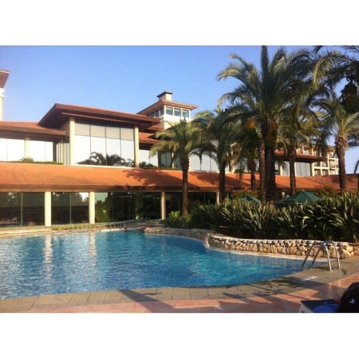 Blick zum Hotel IC Hotels Green Palace