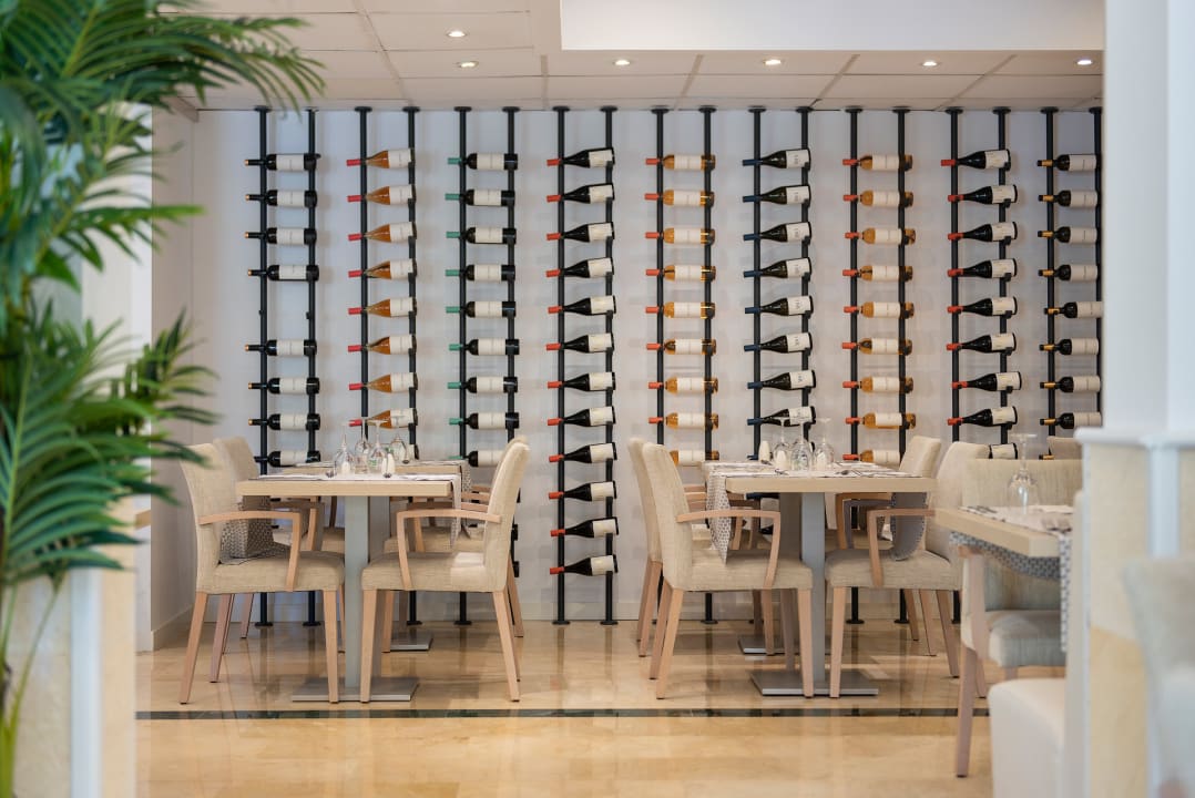 Gastro Valentin Somni Hotel & Suites