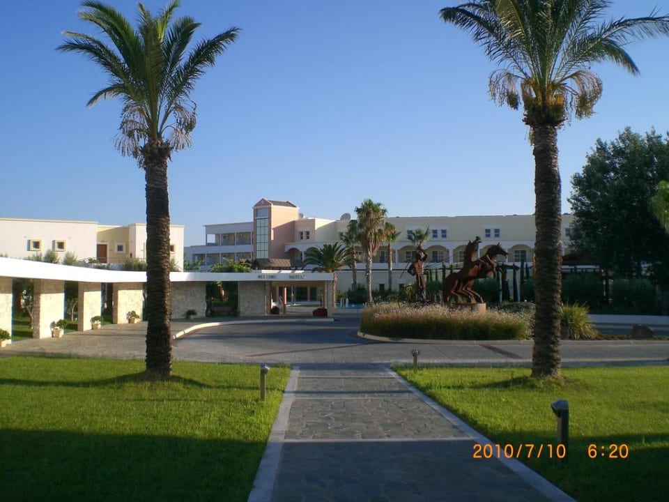 Angekommen! Neptune Luxury Resort