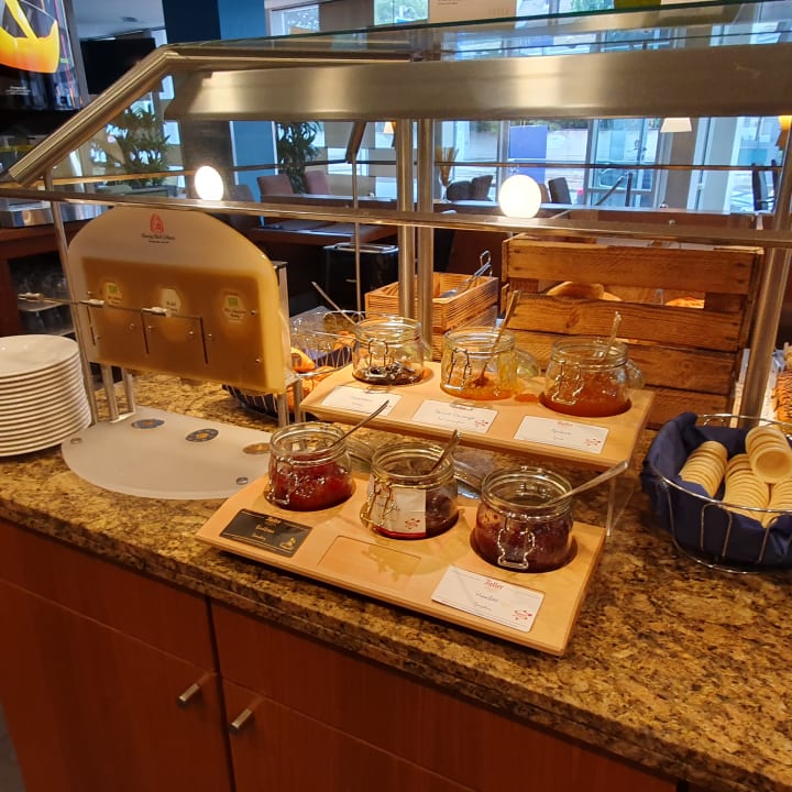 Gastro Essential by Dorint Hotel Köln-Junkersdorf