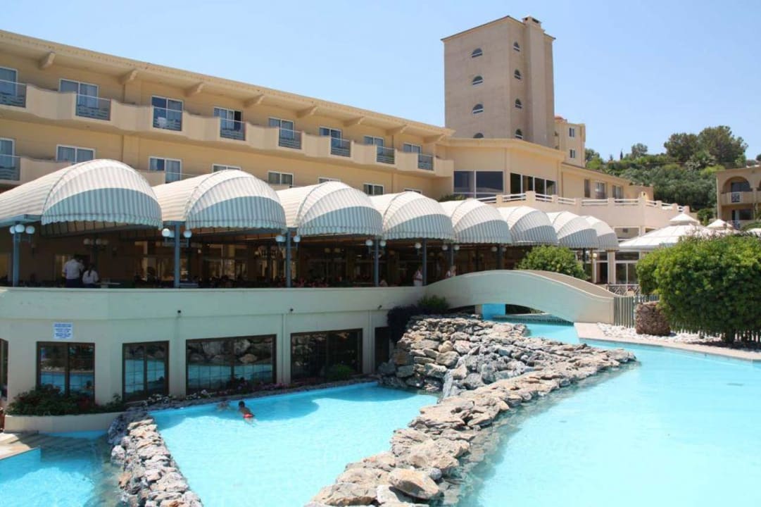 Widok na restaurację Lindos Royal Resort