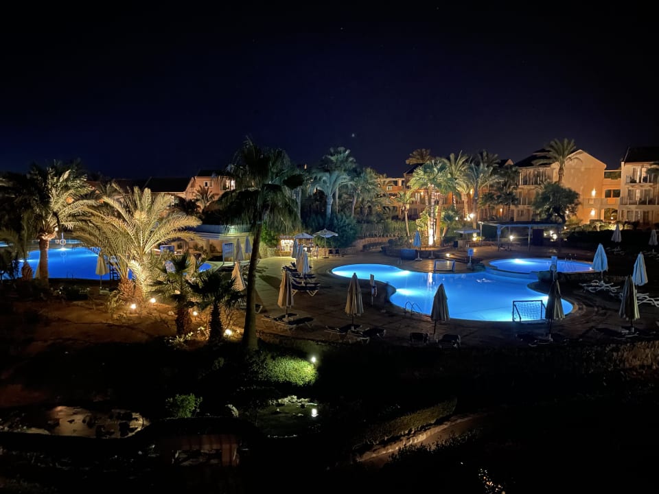 Pool Mövenpick Resort & Spa El Gouna