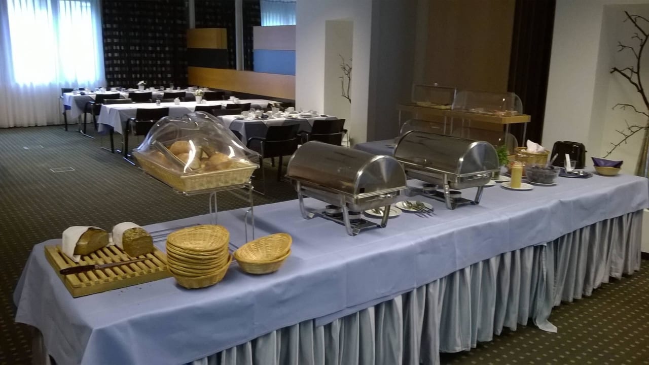 Frühstücksbuffet Nebenraum SEEhotel Friedrichshafen