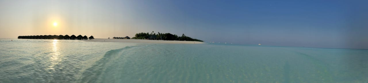 Strand Meeru Maldives Resort Island