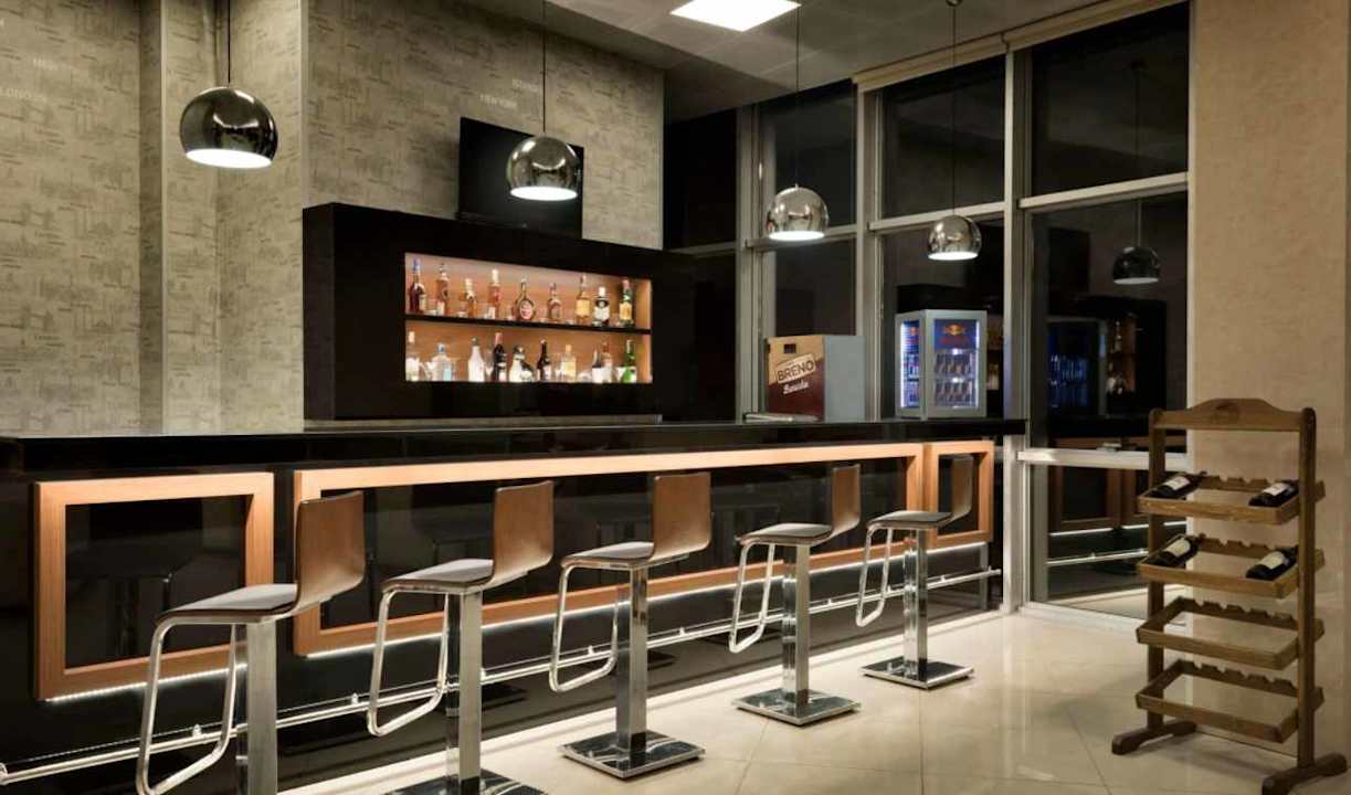 Lobby Ramada Hotel & Suites by Wyndham Edirne