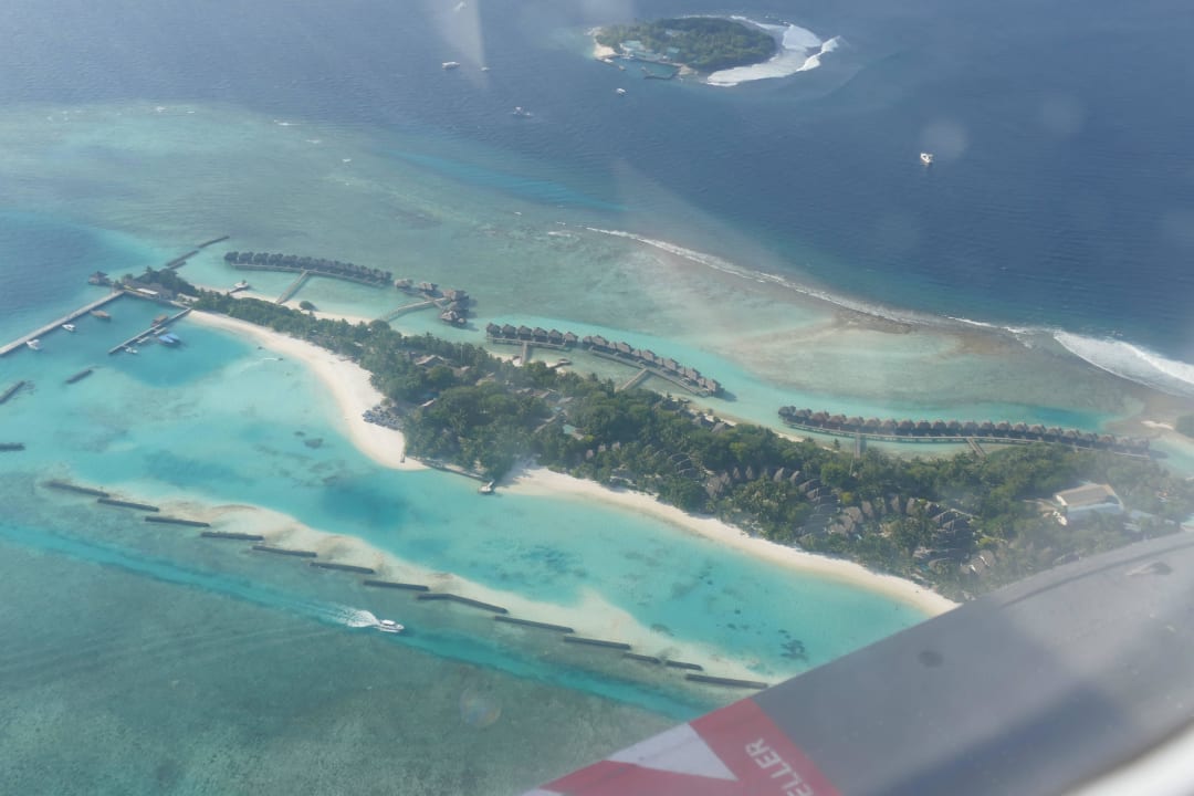Wasserflugzeug Kuredu Island Resort & Spa