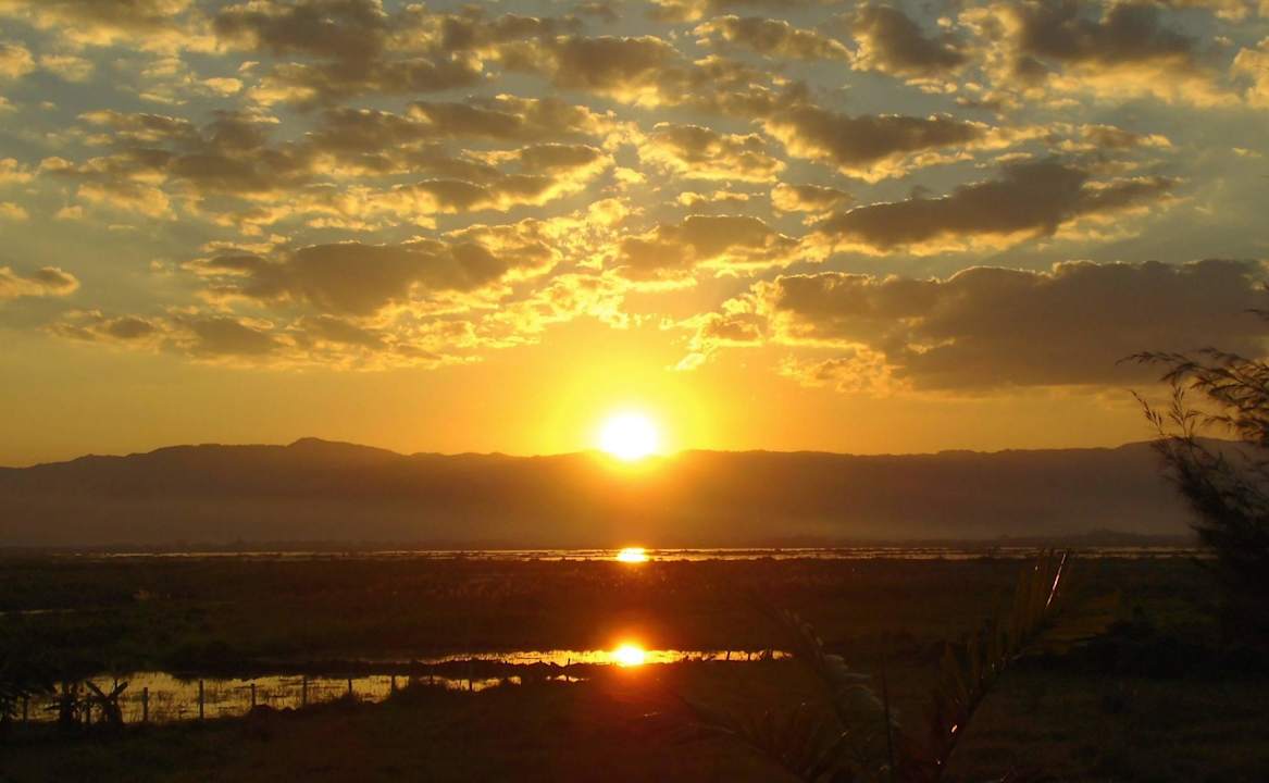 Blick von der "Sundowner-Terrasse". Amata Garden Resort