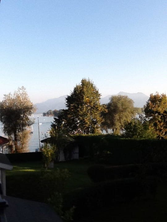 Blick vom Balkon auf den See Ferienresidenz Chiemseestern