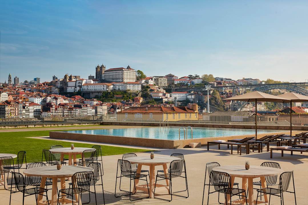 Pool Tivoli Kopke Porto Gaia Hotel