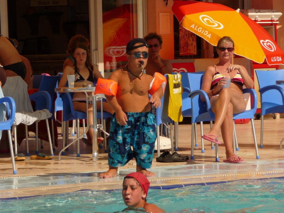 Wasserball mit Joe Royal Atlantis Beach Hotel