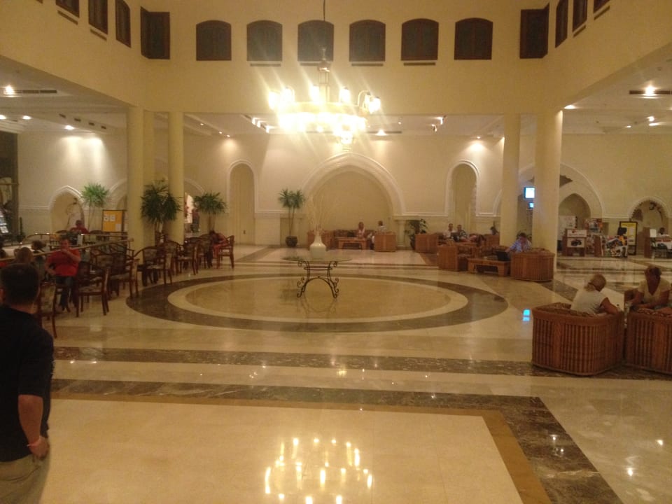 Lobby Pensée Royal Garden Beach Resort
