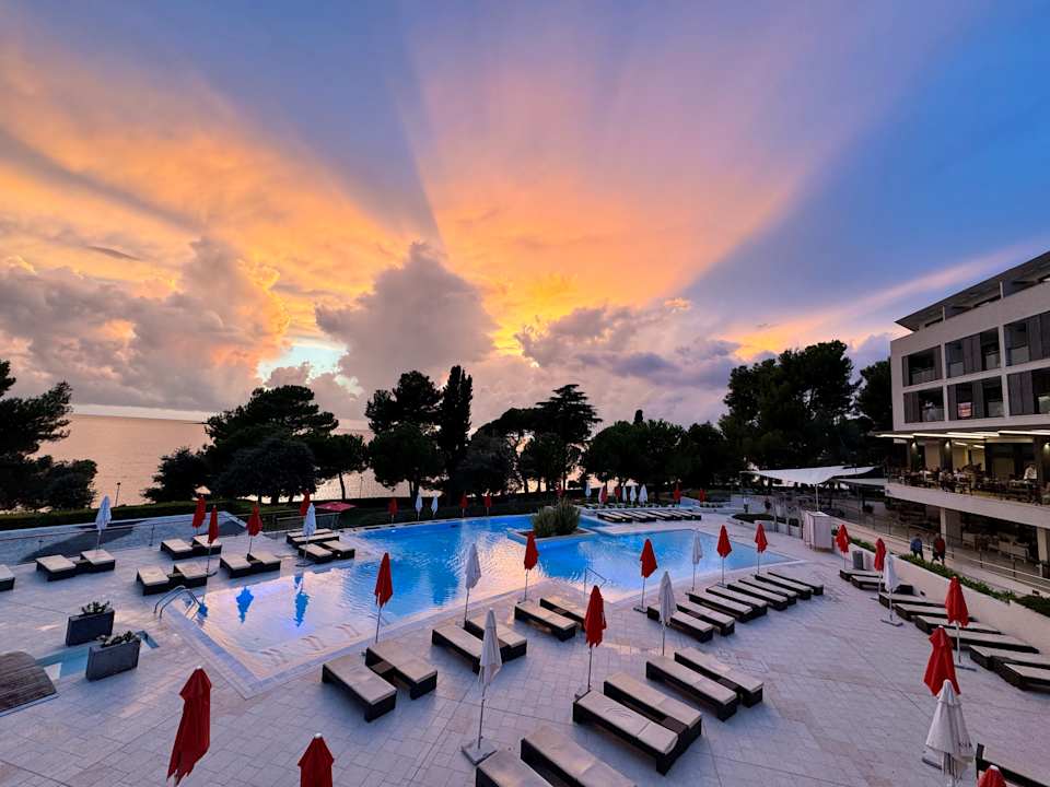 Pool Hotel Parentium Plava Laguna