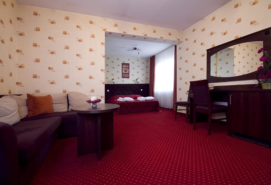 Apartament Hotel Oberża Pod Lipami