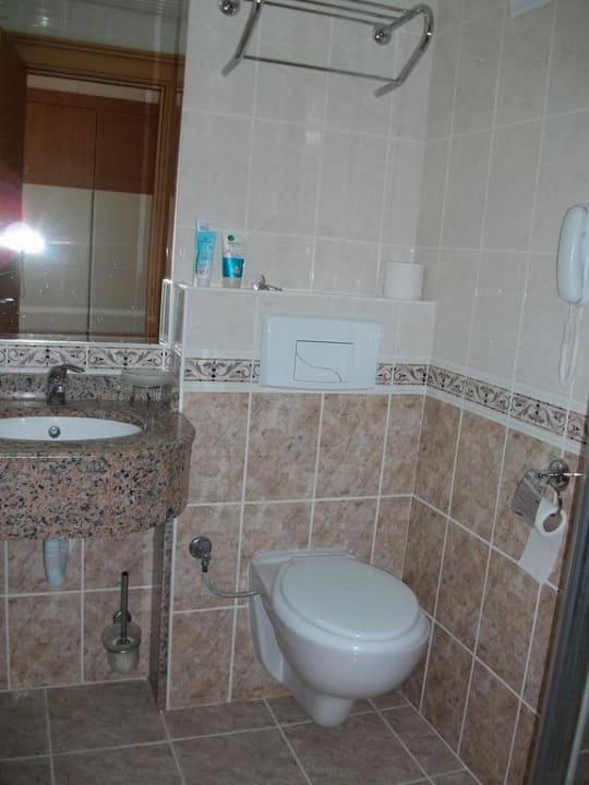 Sehr sauberes Bad Hotel Forest Park