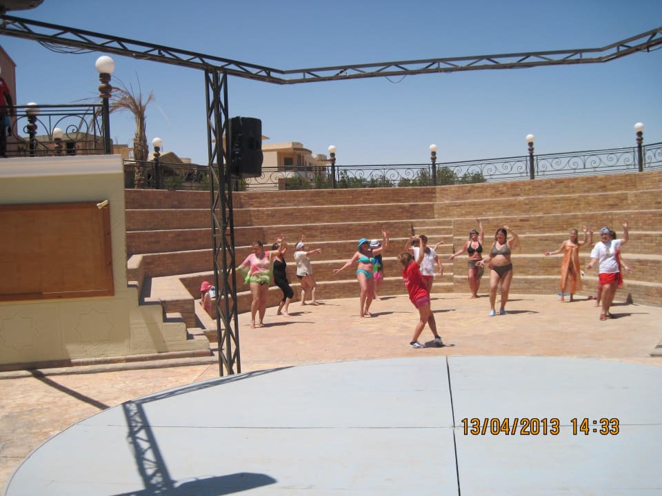 Изучаем танец живота Riviera Aqua Park Resort