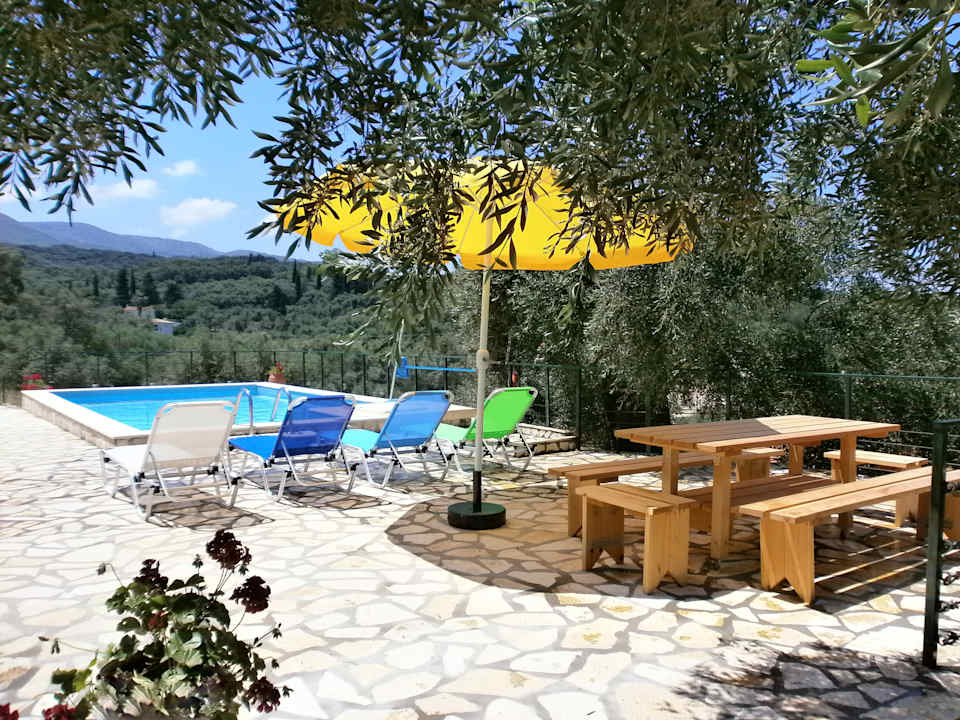 Pool Ferienhaus Nora - zwei schöne Doppelhaushälfte