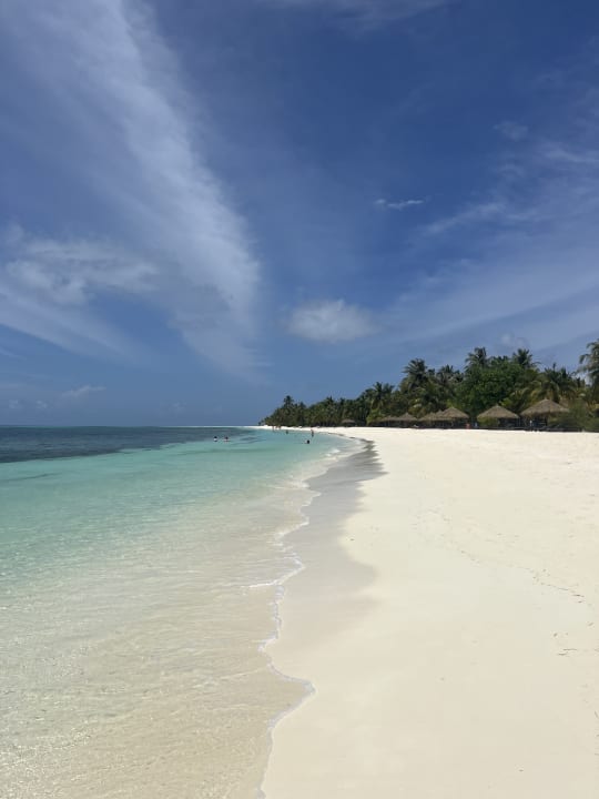 Strand Kuredu Island Resort & Spa