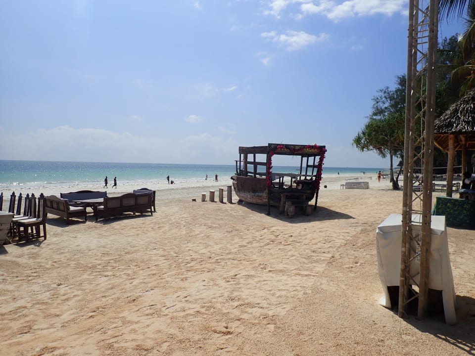 Strand inkl. Seafood-Restaurant Hotel Kiwengwa Beach Resort