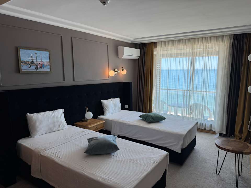 Zimmer Marina Hotel, Sunny Day Resort