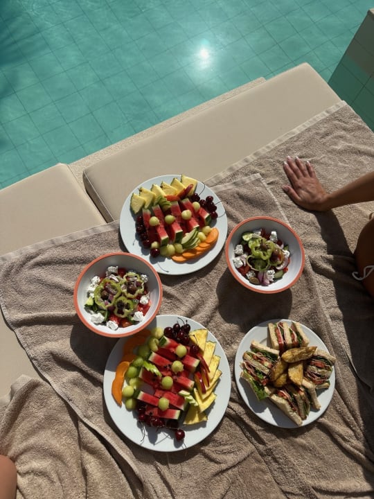 Gastro White Dreams Resort & Anex