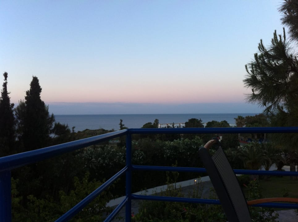 Blick von der Hotelterrasse Kresten Palace Hotel