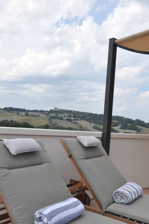 Terrassen von LARGHETTO und CONVENTO Corte Campioli