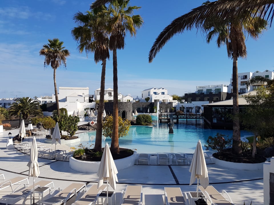 Pool Hotel LIVVO Volcan Lanzarote