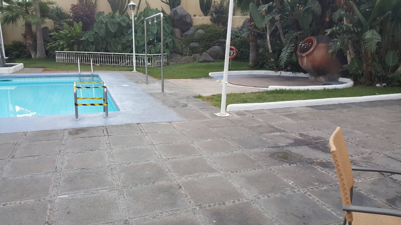 Kleiner Zweitpool, geschlossen Be Live Tenerife - Adults only