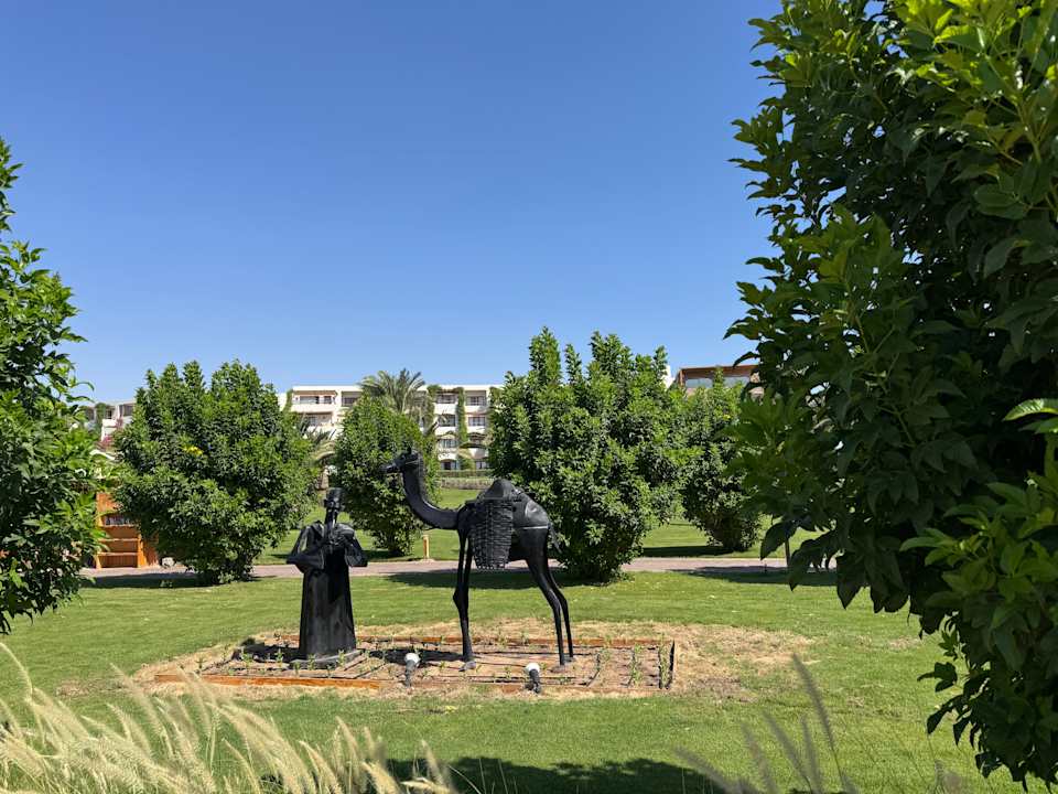 Gartenanlage Fort Arabesque - The West Bay