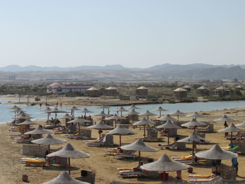 Strand bis zum Wadi Three Corners Equinox Beach Resort