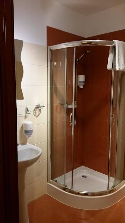 Łazienka Guesthouse Zajazd Pod Skałą