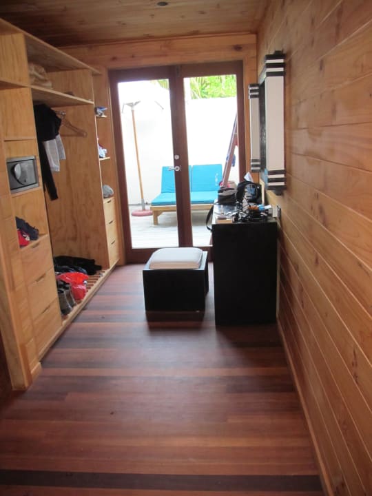 Номер Meeru Maldives Resort Island