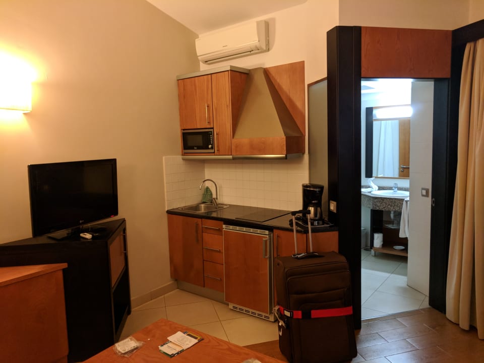 Zimmer HL Miraflor Suites Hotel