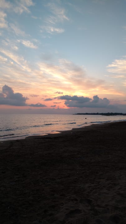 Strand ROBINSON PAMFILYA