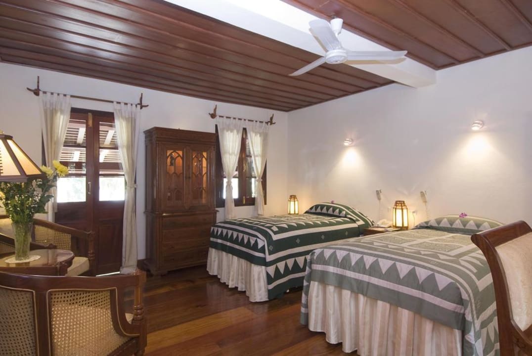 Lao tradition and comfort Hotel Mekong Riverview