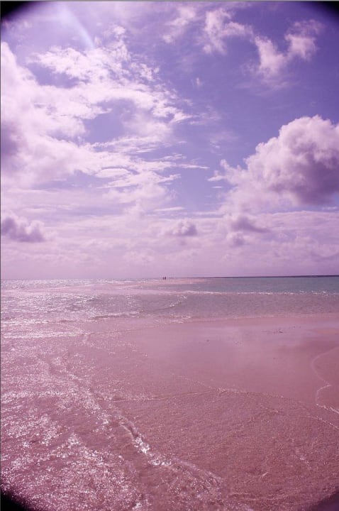 Sandbank Kuredu Island Resort & Spa