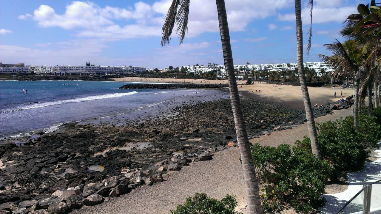 Strand beim Hotel Paradisus by Meliá Salinas Lanzarote