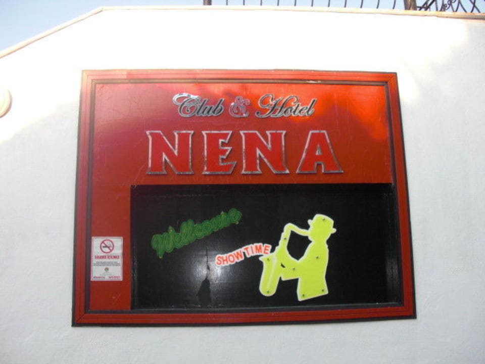 Hinweisschild Hotel Club Nena