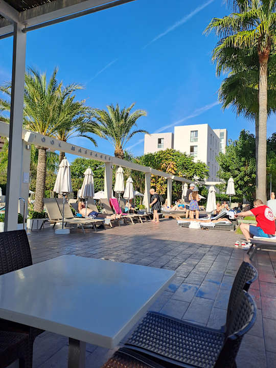 Pool BG Hotel Caballero