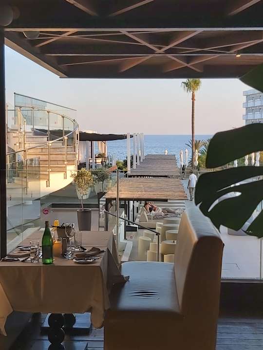 Gastro Napa Mermaid Hotel & Suites