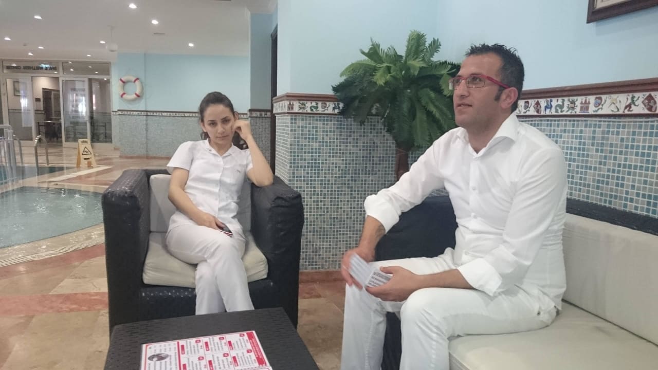 Masseur Gülçin und Hasan Royal Atlantis Beach Hotel