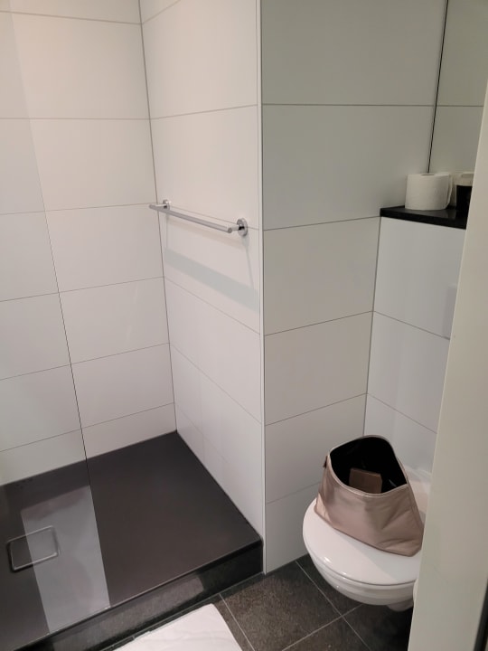 Zimmer Motel One Freiburg