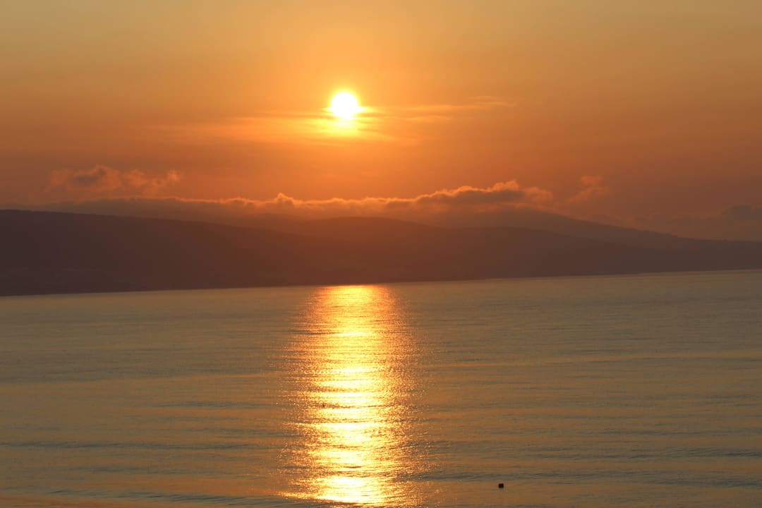 Sonnenaufgang Burgas Beach Hotel