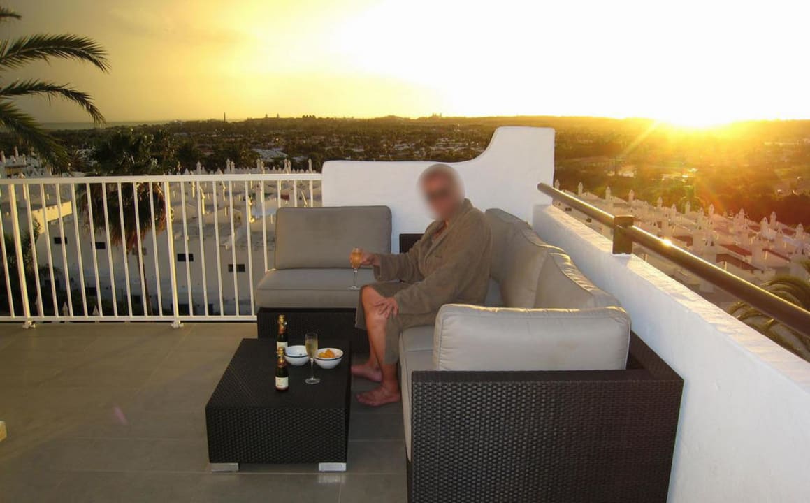 Balcony of R.O.O.M. suite #301 Sunprime Atlantic View