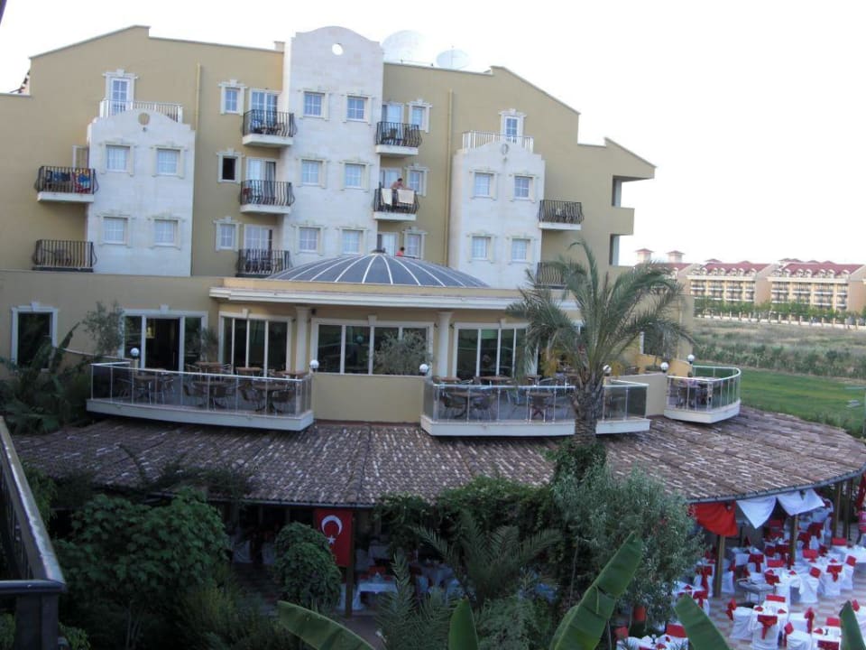 Blick zur Lobbybar von unserem Balkon Belek Beach Resort Hotel