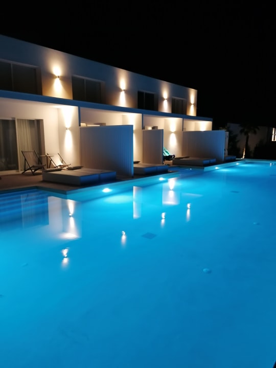 Pool White Dreams Resort & Anex