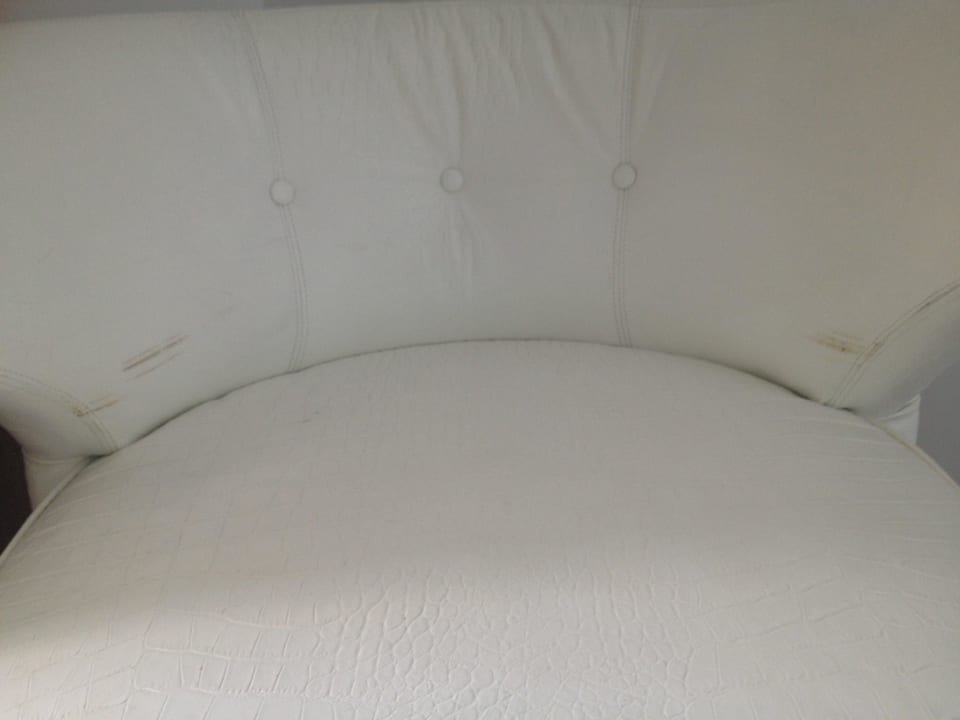 "5*****" Zimmer (kaputte Möbel) Diamond Deluxe Hotel & SPA