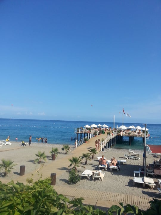 Het strand Limak Limra Hotel & Resort